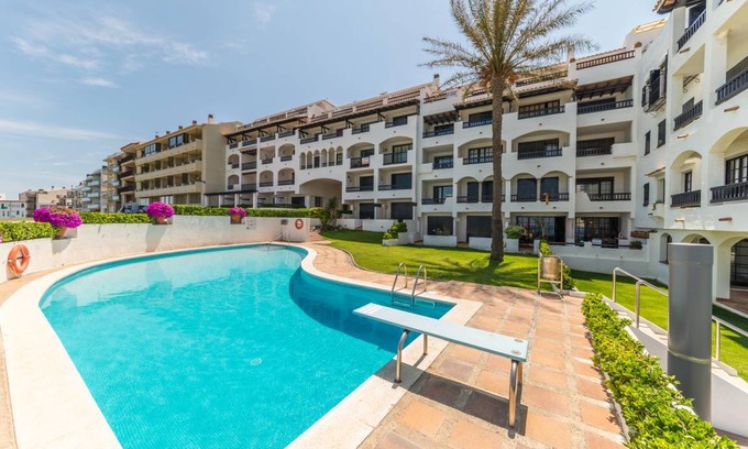 L'Escala Apartment | 53 m² Apartment ∙ 2 bedrooms ∙ 6 guests