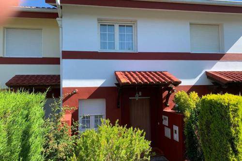 Udias House | 60 m² House ∙ 2 bedrooms ∙ 4 guests