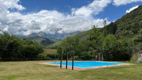 La Molina Hostel | 600 m² Hostel ∙ 12 bedrooms ∙ 24 guests