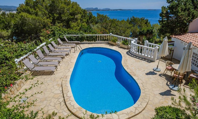 Siesta Villa | 600 m² Villa ∙ 5 bedrooms ∙ 9 guests