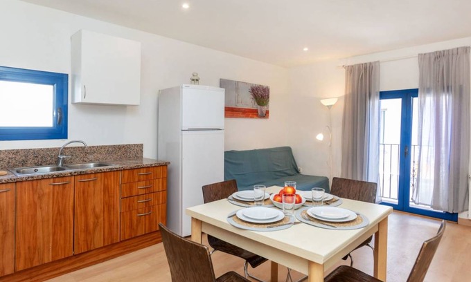 Llanca Apartment | 62 m² Apartment ∙ 1 bedroom ∙ 4 guests