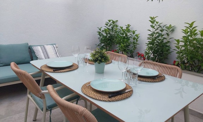 Sabadell Apartment | 62 m² Apartment ∙ 1 bedroom ∙ 2 guests