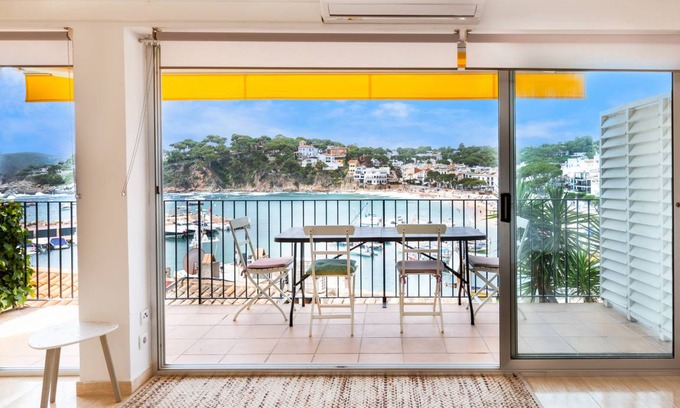 Llafranc Apartment | 62 m² Apartment ∙ 2 bedrooms ∙ 4 guests