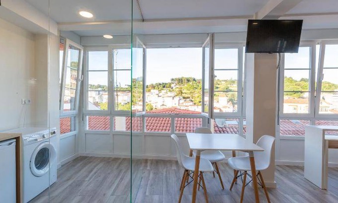 Betanzos Old Town Apartment | 65 m² Apartment ∙ 4 guests