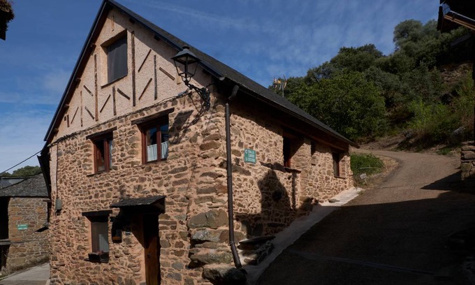Bembibre House | 65 m² House ∙ 2 bedrooms ∙ 4 guests