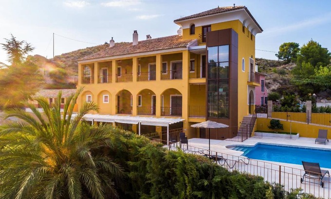 Mula Hotel | 67 m² Hotel ∙ 3 bedrooms ∙ 10 guests