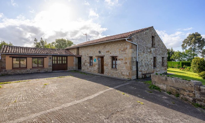 Villaviciosa House | 70 m² House ∙ 2 bedrooms ∙ 4 guests