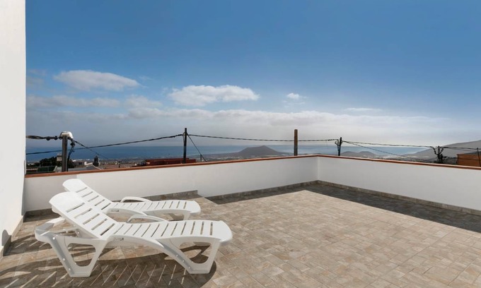 Arafo House | 70 m² House ∙ 3 bedrooms ∙ 4 guests