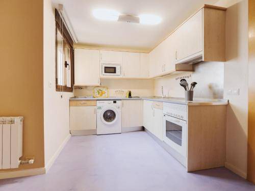 Tordesillas Apartment | 80 m² Apartment ∙ 2 bedrooms ∙ 6 guests