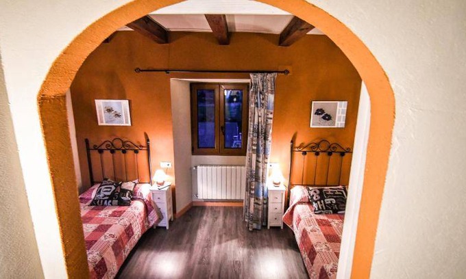 Castrojeriz Hostel | 80 m² Hostel ∙ 2 bedrooms ∙ 4 guests