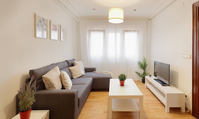 Las Campas y San Claudio Apartment | 81 m² Apartment ∙ 3 bedrooms ∙ 5 guests