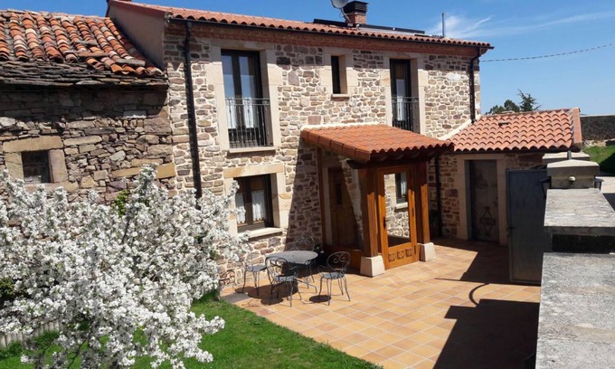 Magana House | 81 m² House ∙ 4 bedrooms ∙ 10 guests