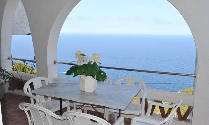 Aiguablava Apartment | 82 m² Apartment ∙ 1 bedroom ∙ 4 guests