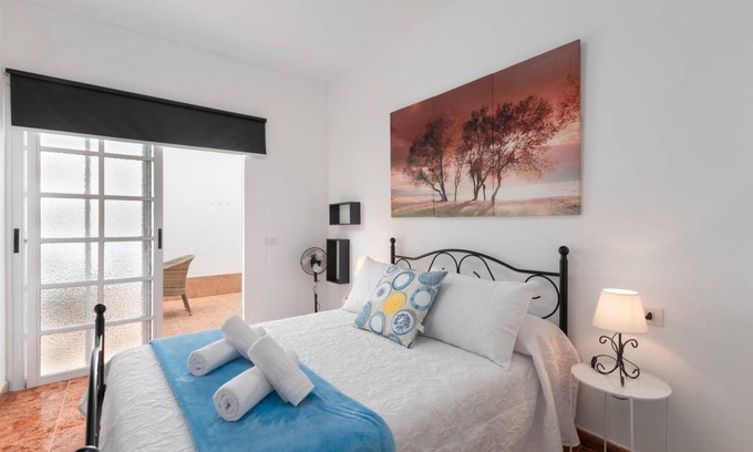 Las Arenas Apartment | 82 m² Apartment ∙ 3 bedrooms ∙ 7 guests