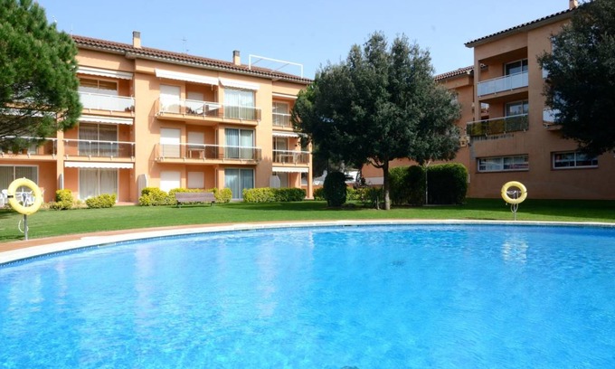 Pals Apartment | 85 m² Apartment ∙ 3 bedrooms ∙ 6 guests