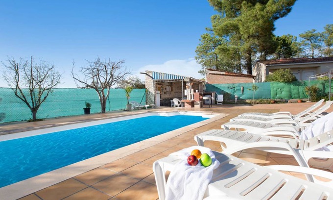 Vidreres Villa | 85 m² Villa ∙ 4 bedrooms ∙ 8 guests