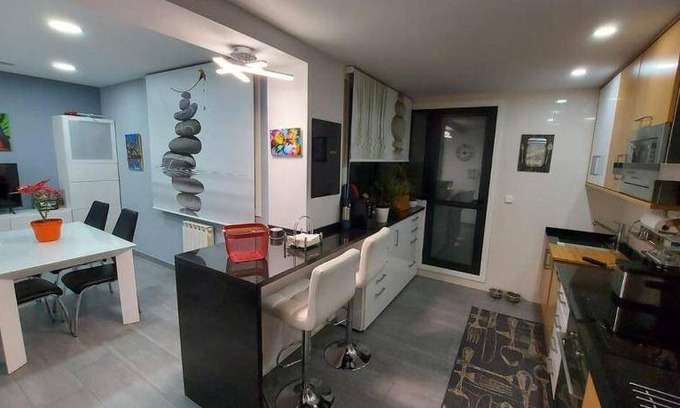 Vigo Apartment | 90 m² Apartment ∙ 3 bedrooms ∙ 6 guests