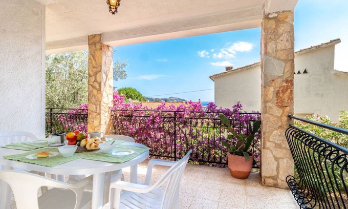 El Mas Fumats House | 90 m² House ∙ 1 bedroom ∙ 6 guests