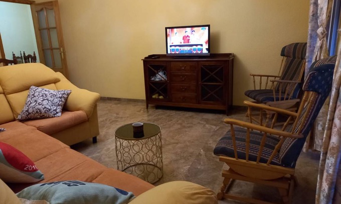 Cazorla House | 90 m² House ∙ 3 bedrooms ∙ 6 guests
