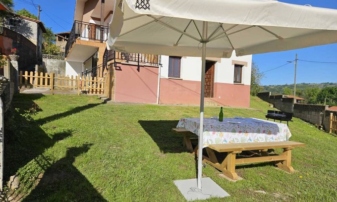 Parres House | 90 m² House ∙ 3 bedrooms ∙ 6 guests