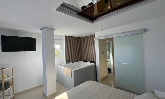 Orihuela House | 90 m² House ∙ 2 bedrooms ∙ 4 guests