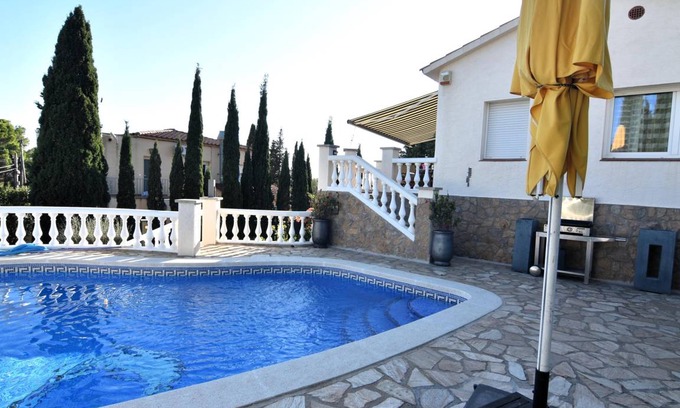 El Mas Fumats House | 91 m² House ∙ 4 bedrooms ∙ 10 guests