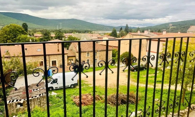 Vinuesa House | 95 m² House ∙ 2 bedrooms ∙ 4 guests