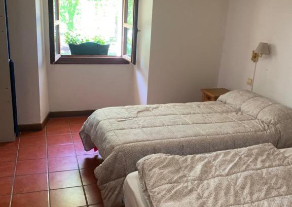Granon Hostel | Albergue de Nuestra Señora Carrasquedo