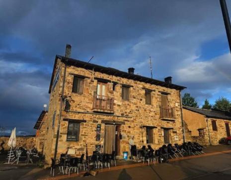 Foncebadon Hostel | Albergue Monte irago