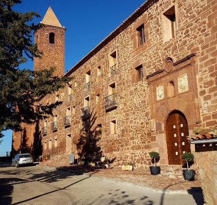 Gotor Hostel | Albergue Restaurante CARPE DIEM - Convento de Gotor