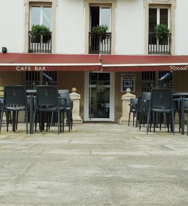Padron Hostel | Albergue Rossol B&B Church Square