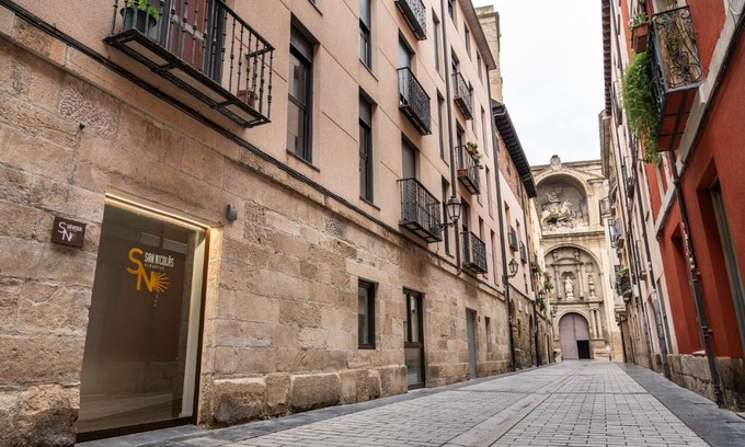 Logrono Historic Centre Hostel | Albergue San Nicolás