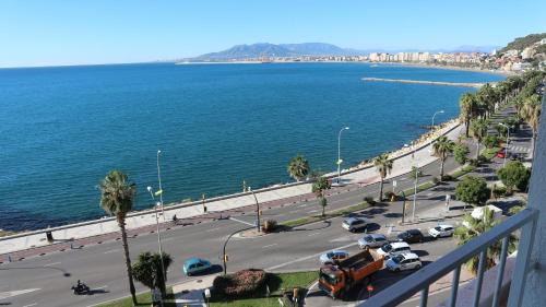 Malaga-Este Apartment | Apartamento Frente Al Mar