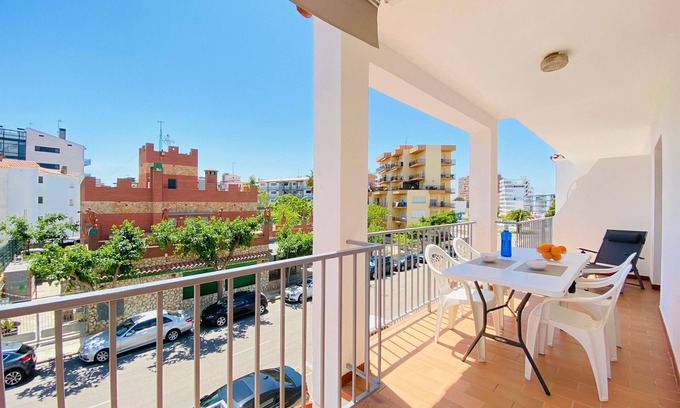 Santa Margarida Apartment | APARTAMENTOS AQUARIUM (REF 2A). ON THE BEACHFRONT, PERFECT X 2.