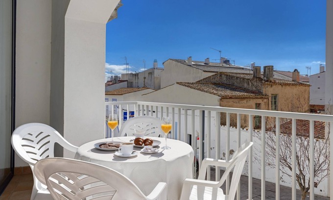 Calella de Palafrugell Apartment | Apartment near the beach very well equipped and central ideal for families Brava