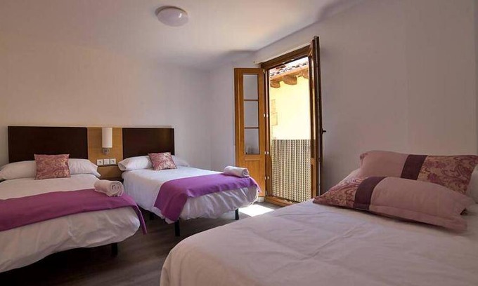 Old Town Apartment | Apartment ∙ 5 bedrooms ∙ 9 guests