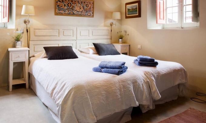 Villamejil Apartment | Apartment 'Apartamento Azul' with Wi-Fi