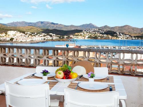 Llanca Apartment | Apartment Blue Ocean-3 by Interhome