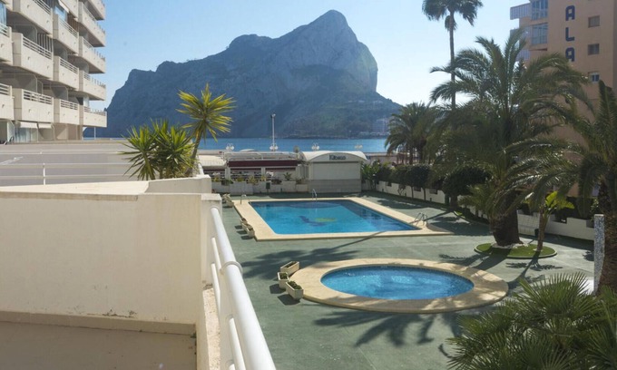 Calpe Apartment | Apartment 'Esmeralda 41C' with Sea View, Pool, Garden, A/C & Wi-Fi