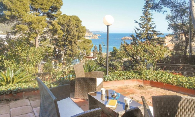 Tossa de Mar House | Awesome home in Tossa de Mar with 5 Bedrooms and WiFi