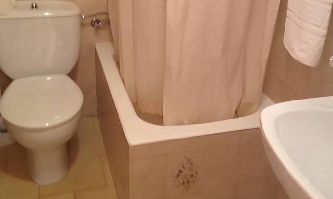 Cuevas Del Almanzora Bed & Breakfast | Bed and breakfast ∙ 3 guests