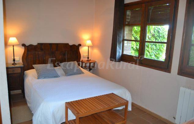 Bascara Cottage | Cabin ∙ 10 bedrooms ∙ 2 guests