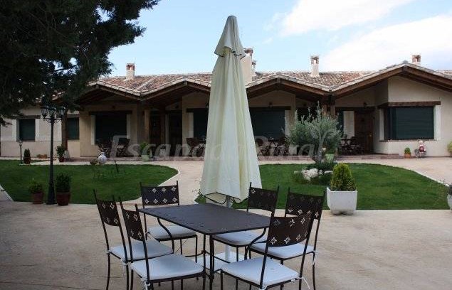 Sebulcor Cottage | Cabin ∙ 9 bedrooms ∙ 3 guests
