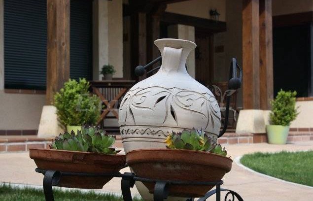 Sebulcor Cottage | Cabin ∙ 9 bedrooms ∙ 4 guests