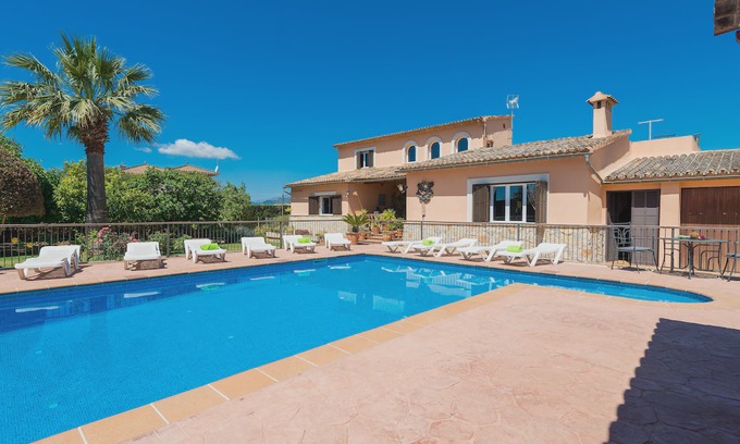 Es Garrovers Villa | Can Marçal - Four Bedroom Villa, Sleeps 8