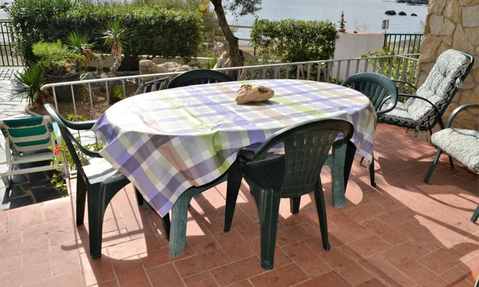 Llanca Apartment | CAP RAS 2