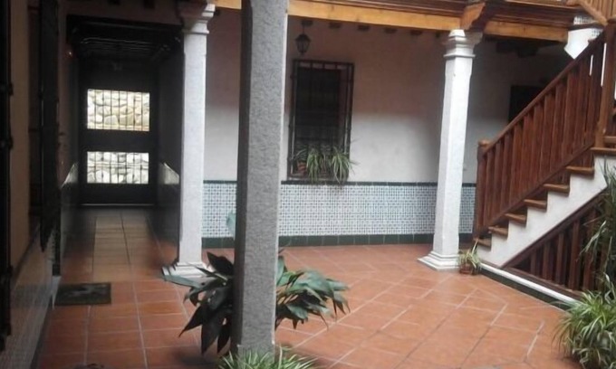 Toledo City Center Apartment | Casa Amadeus in Toledo Magico for 4-6 people with garage.