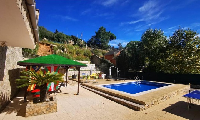 Vidreres House | Casa con piscina Privada y vistas fantásticas!