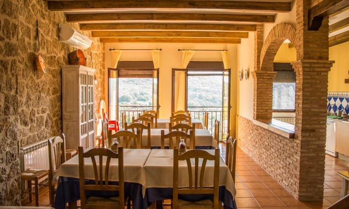 Los Pinos Bed & Breakfast | Casa Rural Fuente El Boticario
