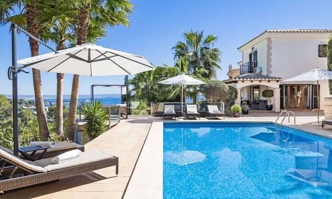 Portals Nous Villa | Catala Comfortable holiday residence